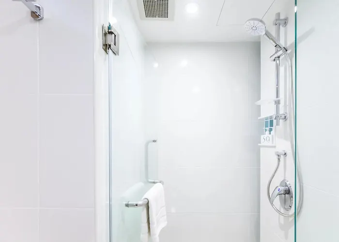 Sq Boutique Hotel 4*